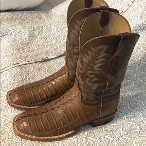 Lucchese Caiman Hornback western boots